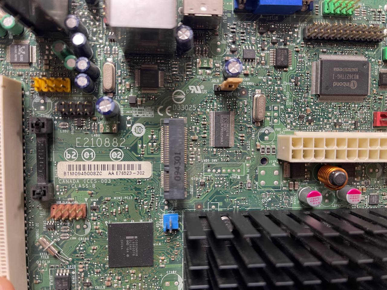 Материнская плата Intel D510MO (E210882 / E76523-403)